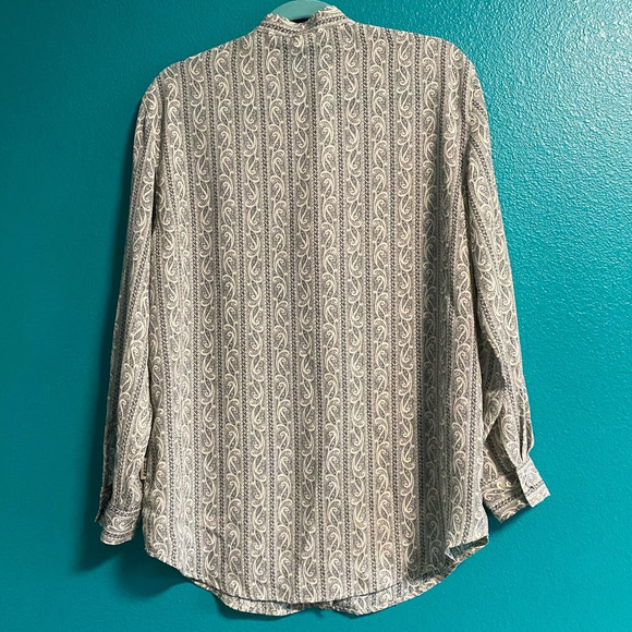 Vintage Guess Made in USA Grey Striped Women's Button Up Blouse Medium - Picture 7 of 8